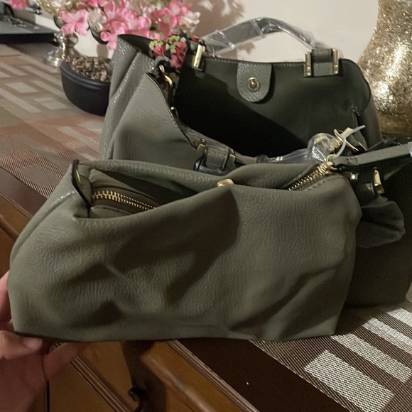 Olive Green Steve Madden Purse 👜 & Small Bag - Picture 8 of 12